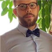 Erfahrener Tutor für Internationale Beziehungen mit Fokus auf globale Politik